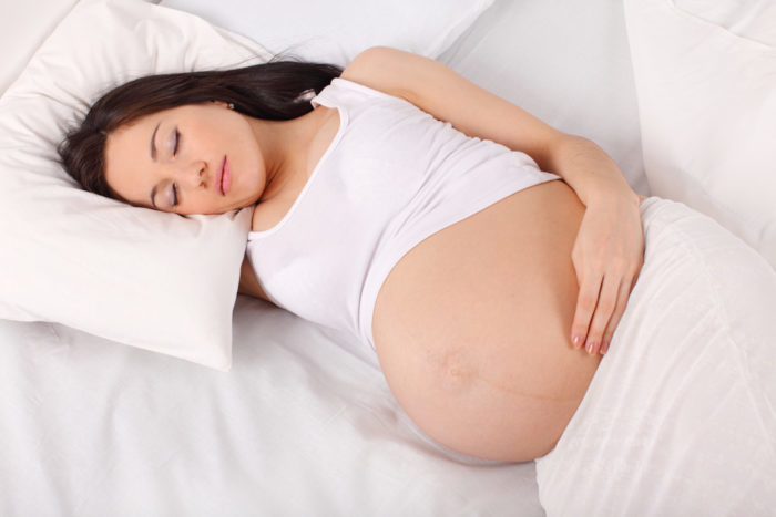 懷孕時睡在肚子上