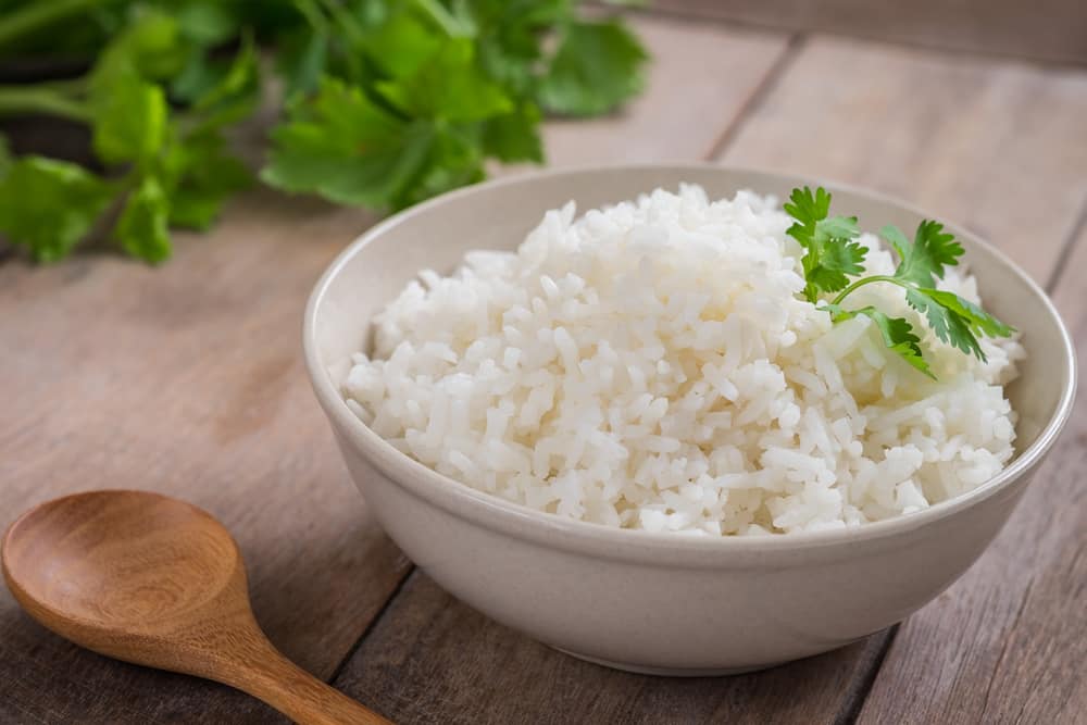 吃白米飯