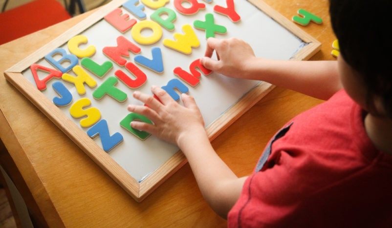 學習外語作為自閉症兒童的治療方法